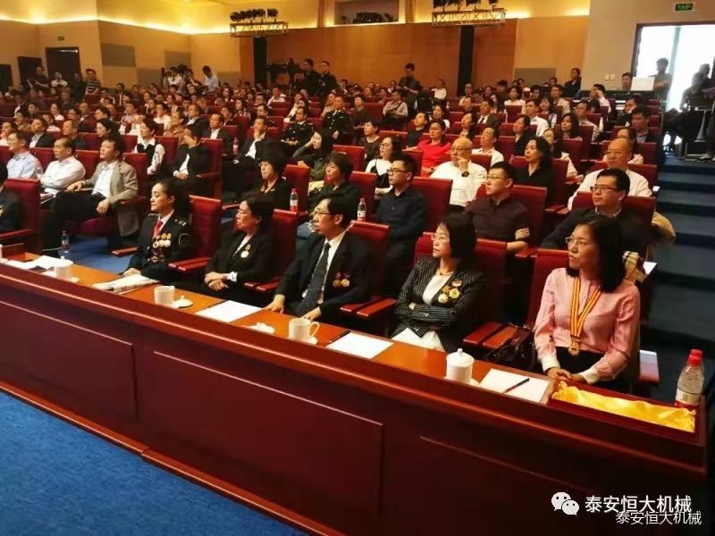 记香港六宝大典高级工程师曹斌