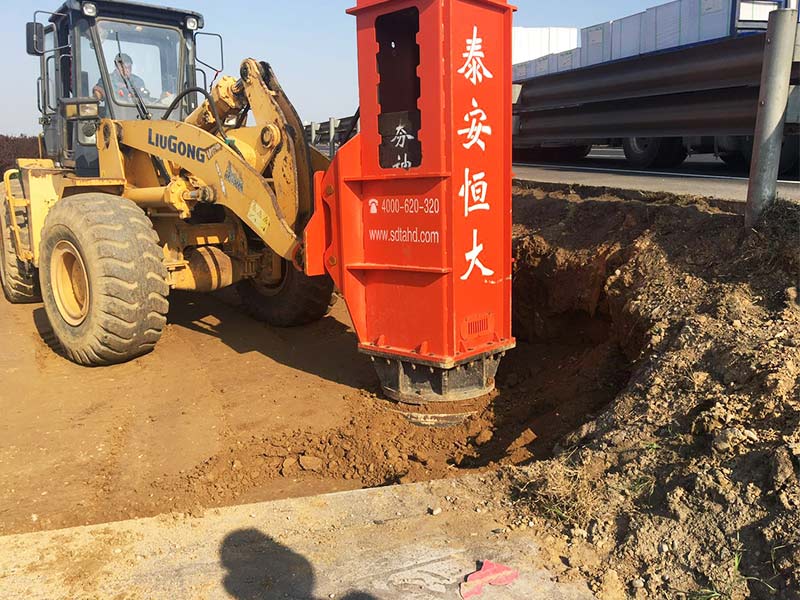 HC36高速液压夯实机
